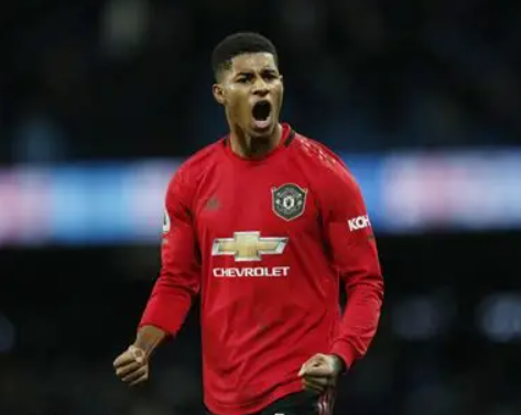 曼聯(lián)重建進行時：陣容調(diào)整與轉(zhuǎn)會風(fēng)云