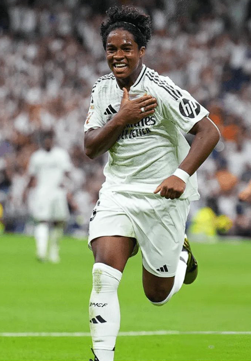 埃斯特旺與恩德里克：昔日隊友閃耀五大聯(lián)賽，今朝各展鋒芒